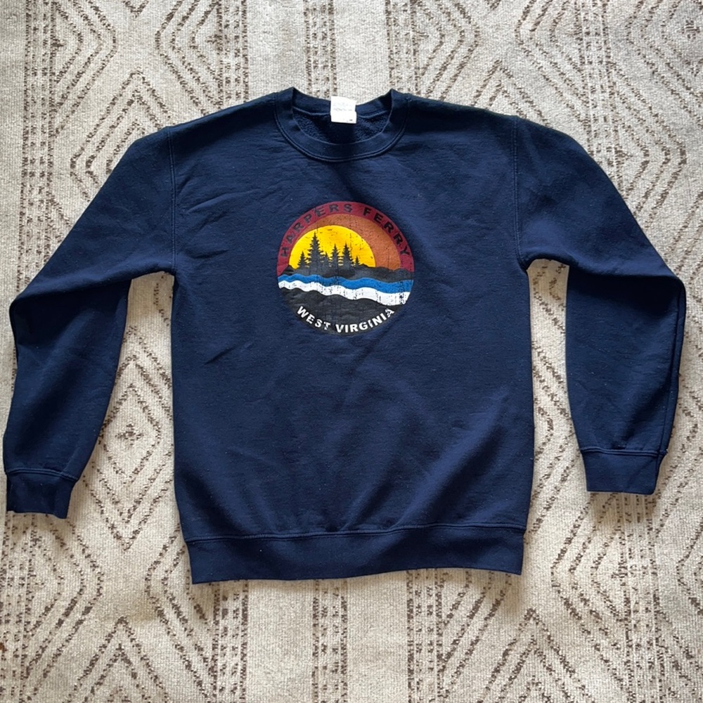 Harpers Ferry, West Virginia small sweatshirt.